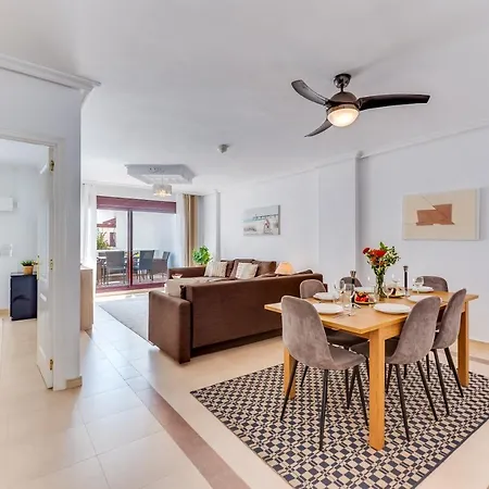 Tranquil 2 Bdrm Peaceful W/ 2 Pools * 马尔韦利亚