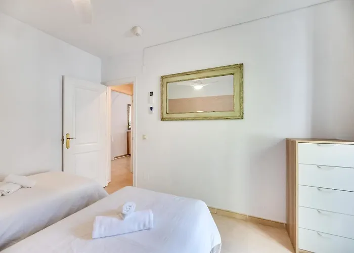 Tranquil 2 Bdrm Peaceful W/ 2 Pools Apartament *