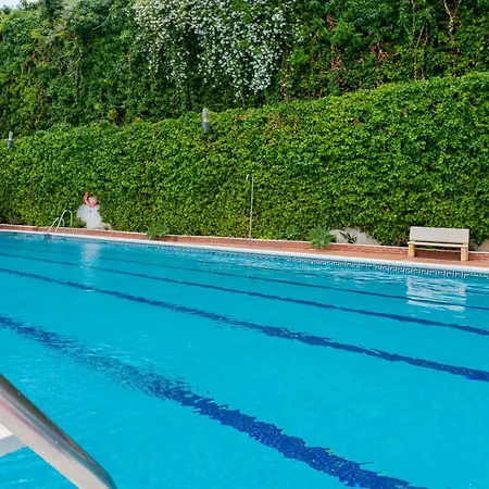 Apartman Tranquil 2 Bdrm Peaceful W/ 2 Pools Marbella