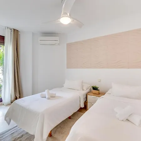 Tranquil 2 Bdrm Peaceful W/ 2 Pools