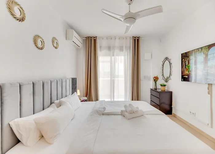 Tranquil 2 Bdrm Peaceful W/ 2 Pools شقة *