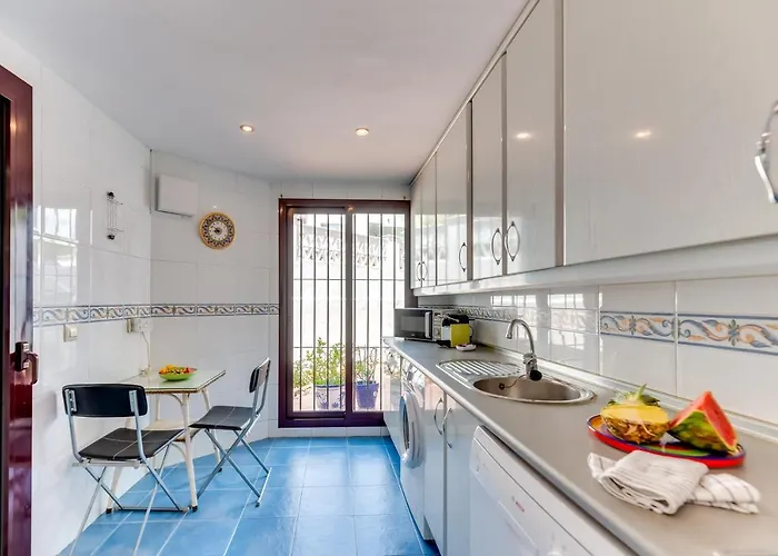 Tranquil 2 Bdrm Peaceful W/ 2 Pools *