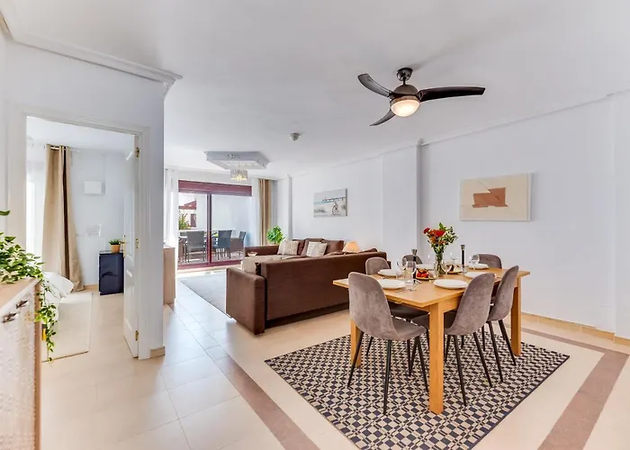 Tranquil 2 Bdrm Peaceful W/ 2 Pools * ماربيا