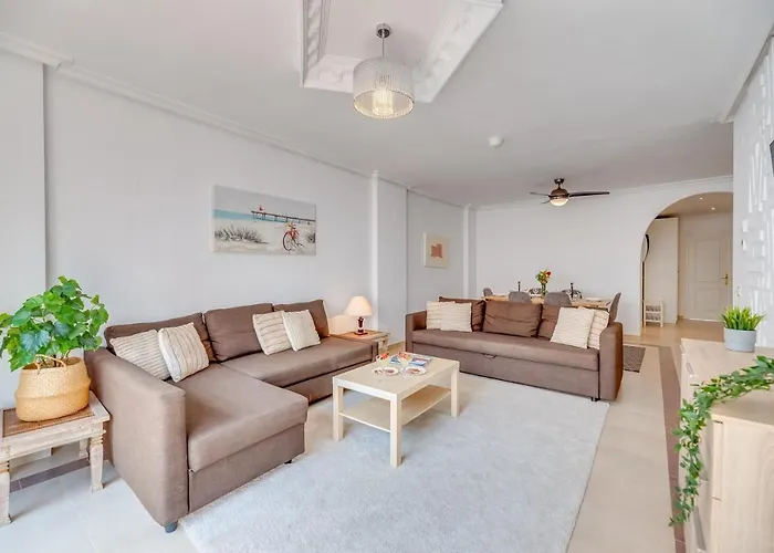 شقة Tranquil 2 Bdrm Peaceful W/ 2 Pools *