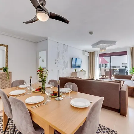 Tranquil 2 Bdrm Peaceful W/ 2 Pools